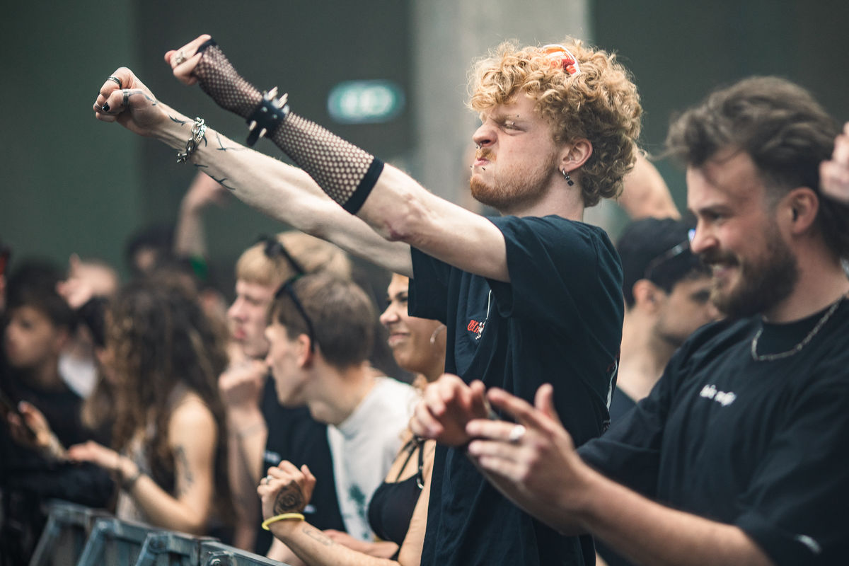 Loading... just a sec